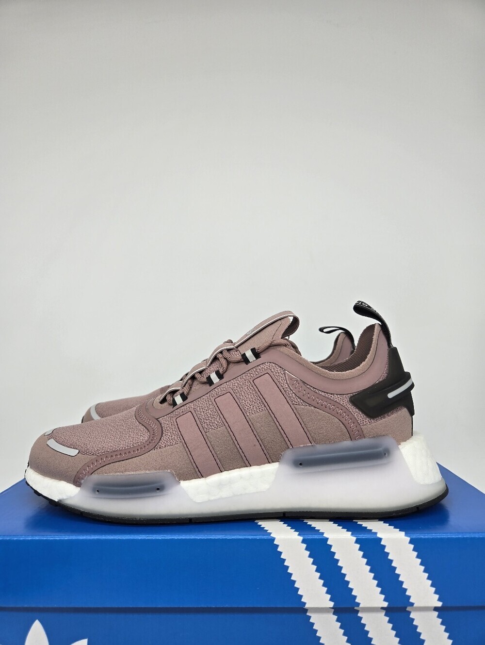 Adidas Women's NMD_V3 FZ6139 Purple Running Shoes Size 8.5